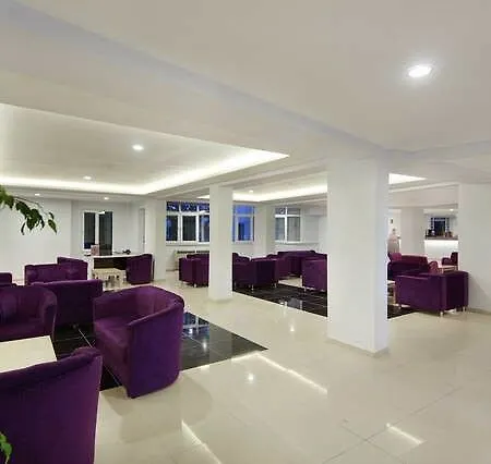 Larissa Beach Club Hotel 3*