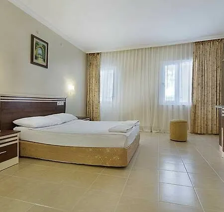 Larissa Beach Club 3* Side